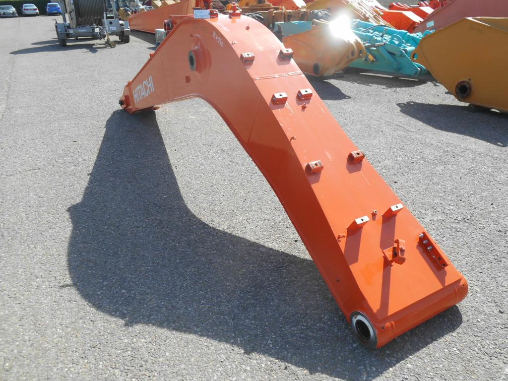 Hitachi - ZX160LC